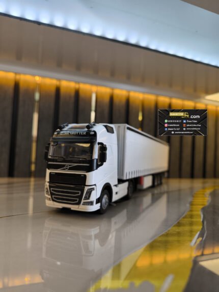 Volvo Maket Tır Logolu Reklamlı 1.50 Ölçek
